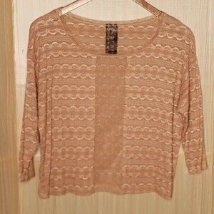 WallpapHer Womens Stretchy Lacey Cropped Top Large